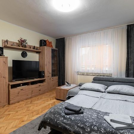 Cosy House - Home Base Maribor Kültér fotó